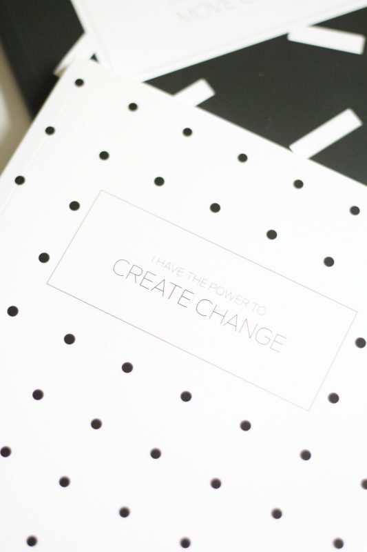 Bullet Journal "Musta & Valkoinen" (2 kpl) - Image 7