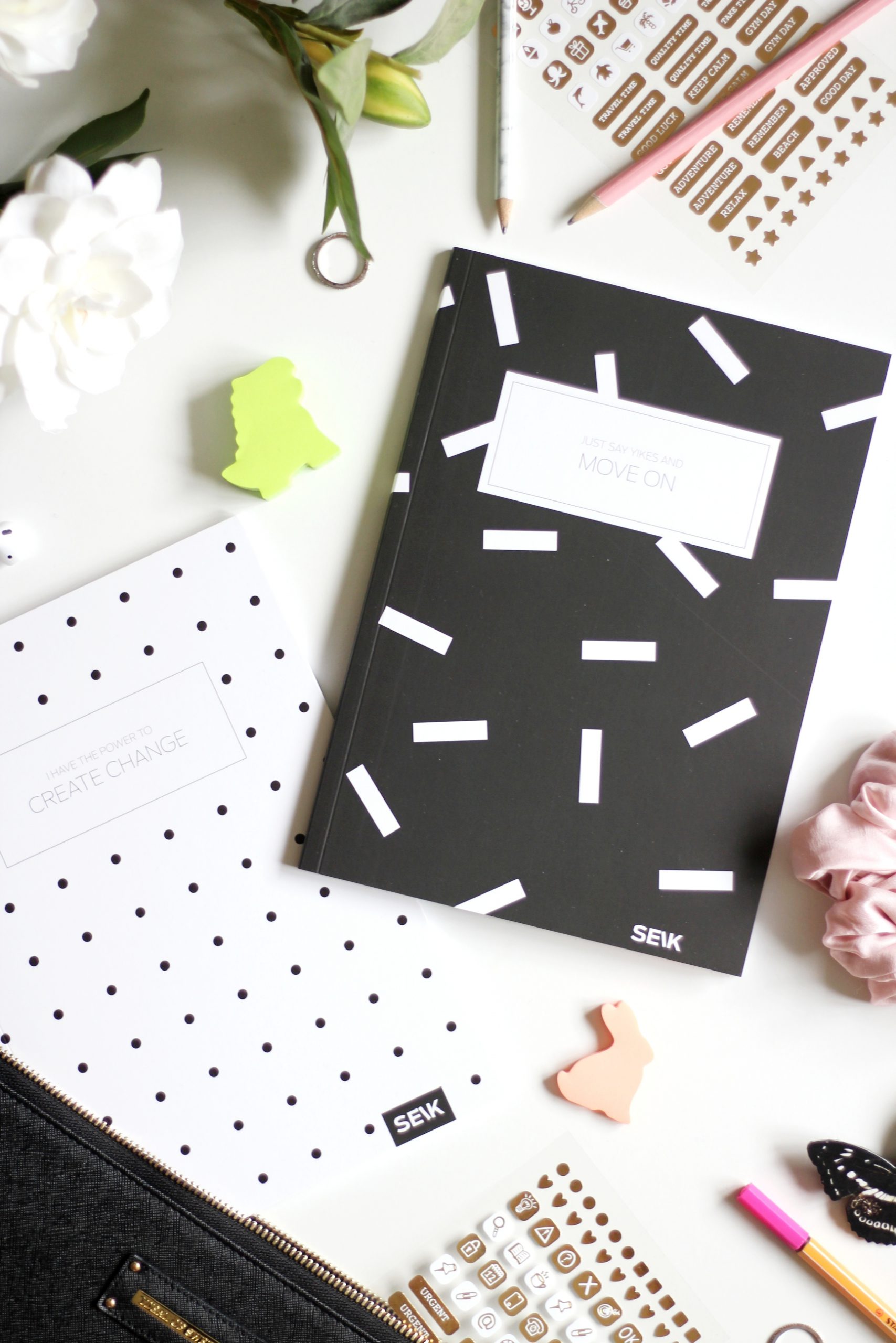 Bullet Journal / Dotted Notebook black and white (2pcs) - Image 6