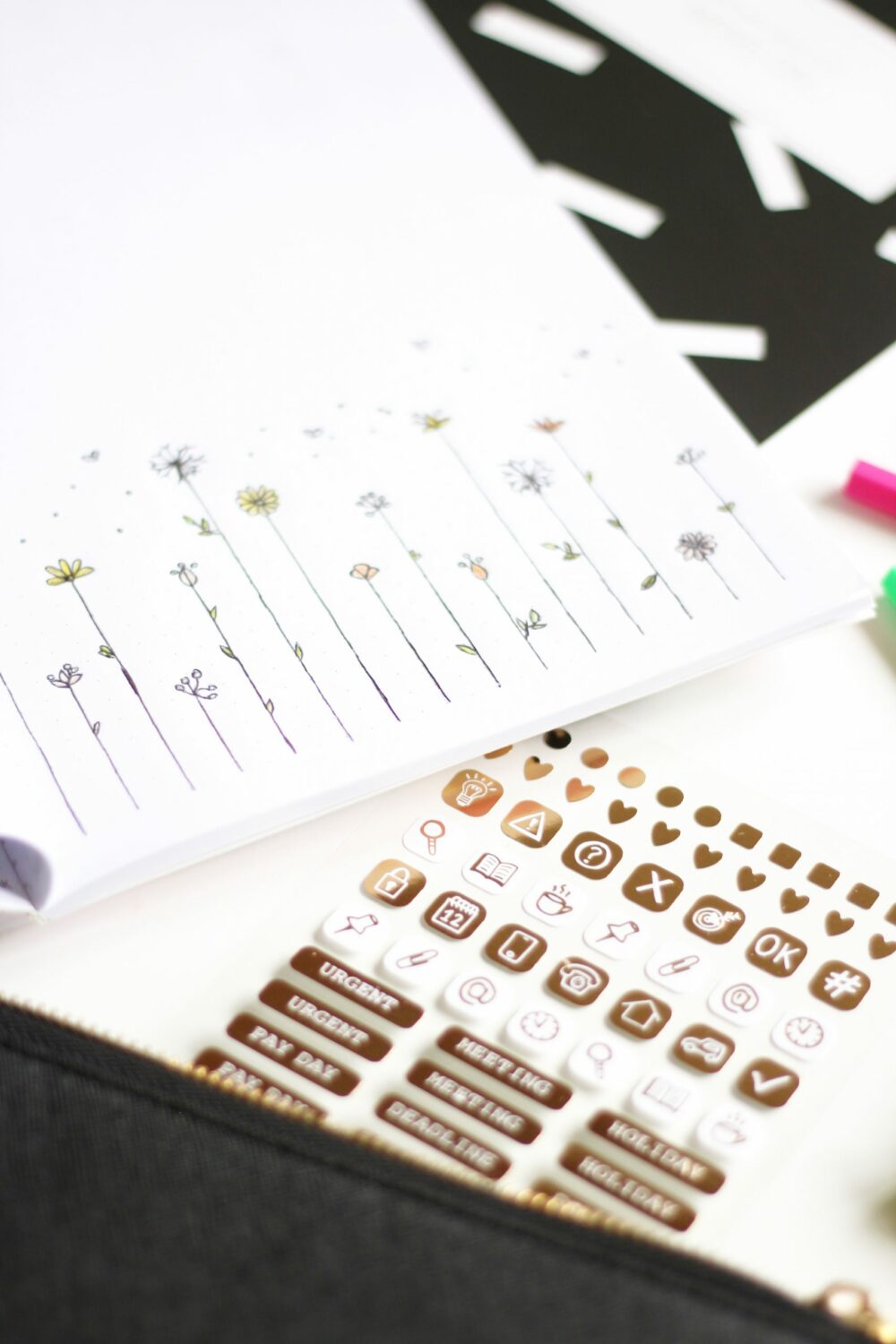 Bullet Journal / Dotted Notebook black and white (2pcs) - Image 3