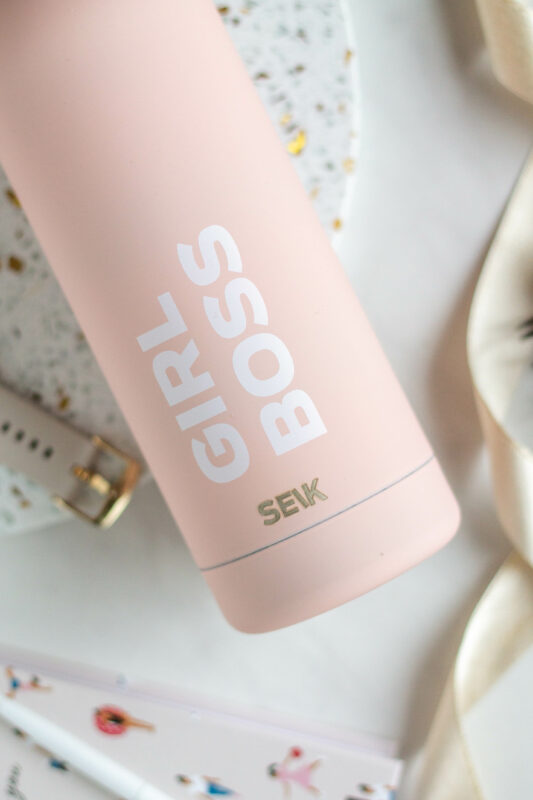 SEIK FĽAŠA NA VODU – Girl Boss 500ML - Image 2