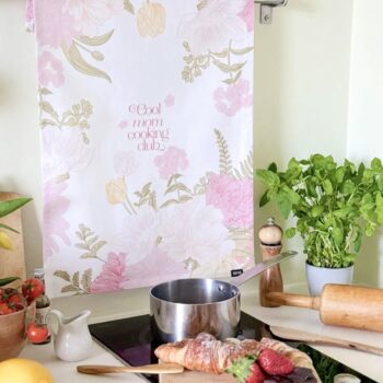 tea towel - cool mom cooking club