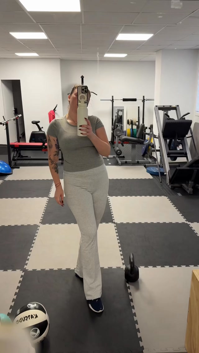 Si gym girl / boy? 💪💗🩵

Táto fľaša je must-have na každý tréning či šport! 🏋️‍♀️

Nielenže nepretečie, je veľká a odolná, ale má dokonca aj držiak na mobil, ktorý využiješ doslova kdekoľvek. 👌🏻

✨ Vyber si svoj obľúbený dizajn na seik.sk

#mojseik #bottle #gymworkout